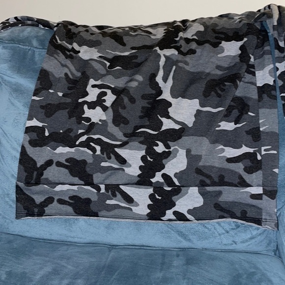 Long Sleeve Cotton Active Shirt - Picture 4 of 4